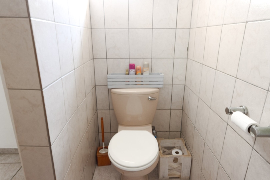 3 Bedroom Property for Sale in Cayman Beach Western Cape